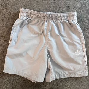 Vintage adidas shorts size SM